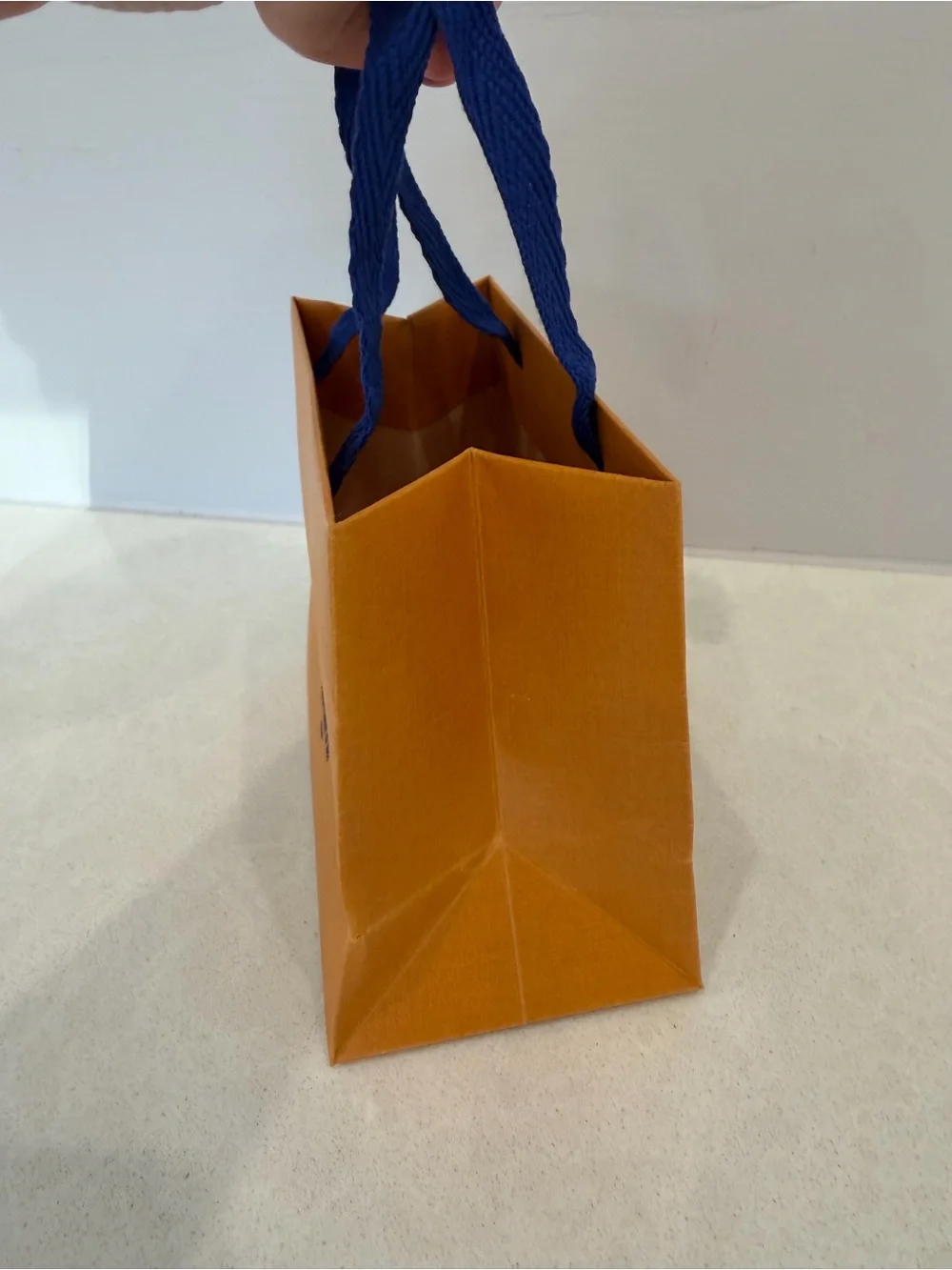 Small Louis Vuitton shopping bag orange